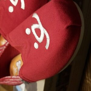 Bobs cute slip ons 8 W new in box super cute